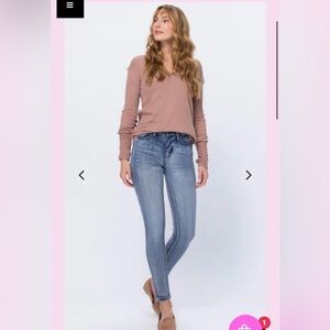 Judy Blue Light Blue Skinny Jeans